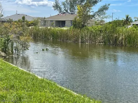 1142 NW 20th Ave, Cape Coral, FL 33993