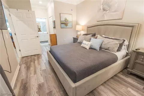 9590 Trevi Ct #5345, Naples, FL 34113