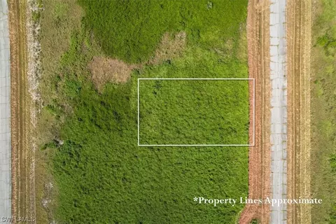 178 Concord Loop, Labelle, FL 33935