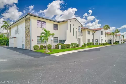 705 Santa Barbara Blvd #4, Cape Coral, FL 33914