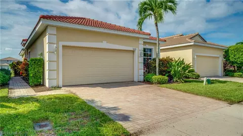 9099 Red Canyon Dr, Fort Myers, FL 33908