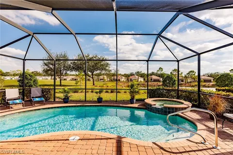 3130 Walnut Grove Ln, Alva, FL 33920