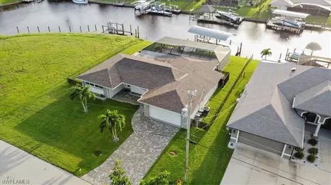 1510 SE 21st Ave, Cape Coral, FL 33990