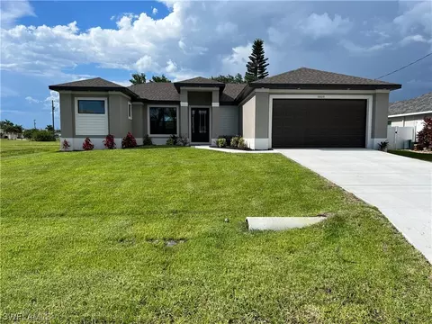 3805 SW 1st Ln, Cape Coral, FL 33991