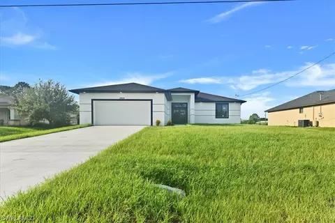 3609 7th St SW, Lehigh Acres, FL 33976