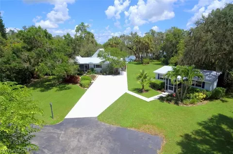 2010 Fort Denaud Rd, Labelle, FL 33935