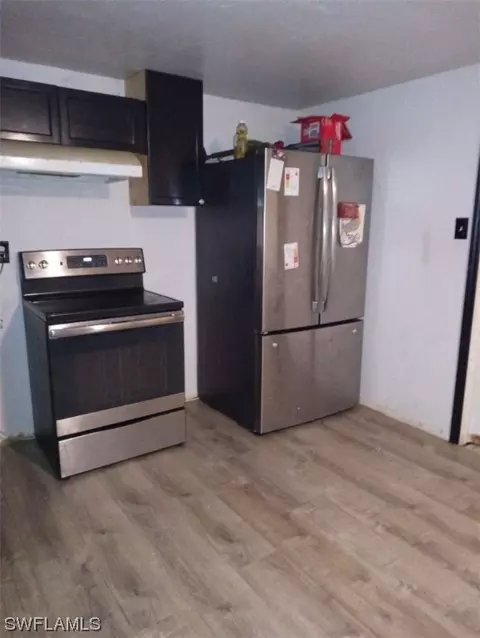 7823-7825 Mcdaniel Dr, North Fort Myers, FL 33917