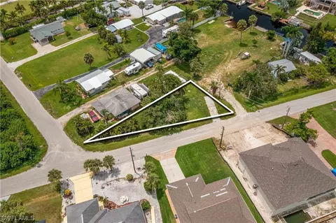 5979 Park Rd, Fort Myers, FL 33908