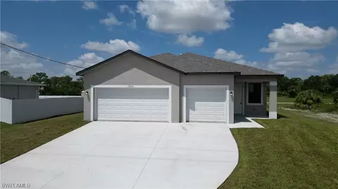 7027 Calder Cir, Labelle, FL 33935