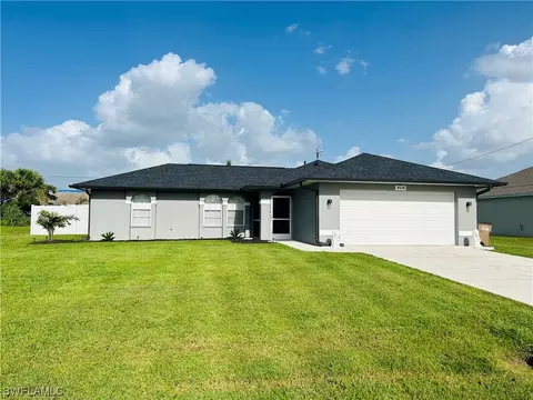 135 NE 23rd Pl, Cape Coral, FL 33909
