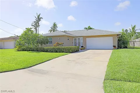 400 Norwood Ct, Fort Myers, FL 33919