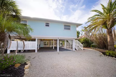 1388 Tahiti Dr, Sanibel, FL 33957