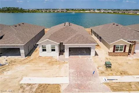 307 Spring Hill Lake Loop, Cape Coral, FL 33993