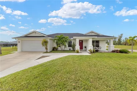 2122 NE 34th Ter, Cape Coral, FL 33909