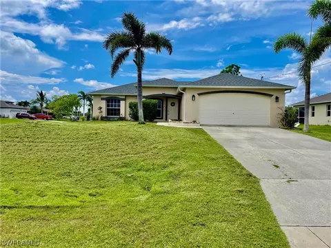 1202 SW 10th Ter, Cape Coral, FL 33991