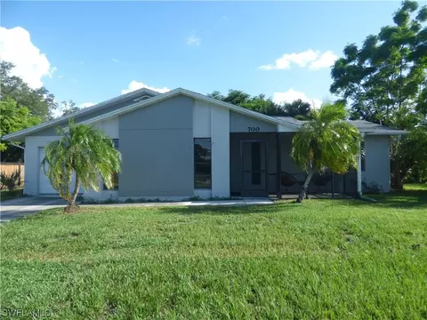 700 E 3rd St, Lehigh Acres, FL 33936