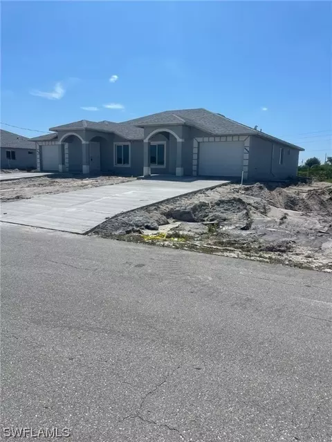 120122 Pullman St, Lehigh Acres, FL 33974 photo 2