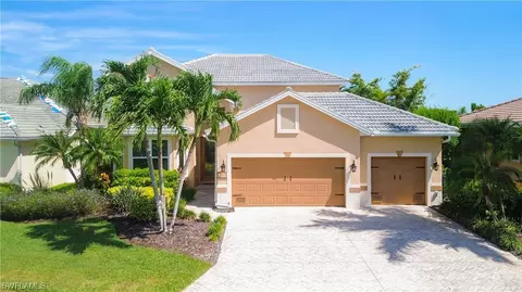 8325 Southwind Bay Cir, Fort Myers, FL 33908
