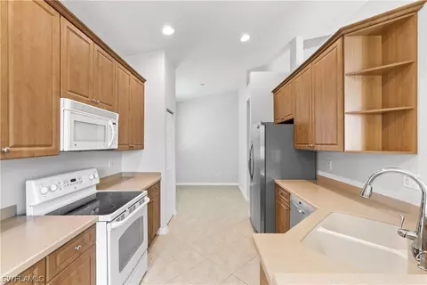 9300 Springview Loop, Estero, FL 33928 photo 12