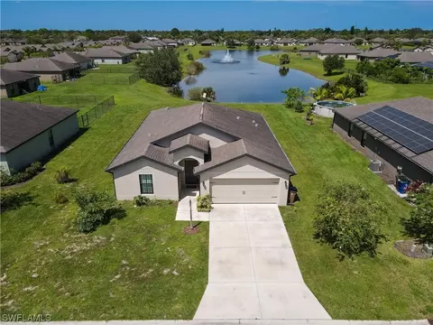 154 Shadow Lakes Dr, Lehigh Acres, FL 33974