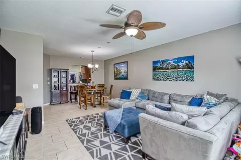 9961 Chiana Cir, Fort Myers, FL 33905