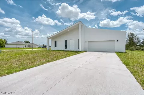 395 Pace Ave, Lehigh Acres, FL 33974