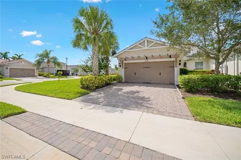20138 Tavernier Dr, Estero, FL 33928 photo 2