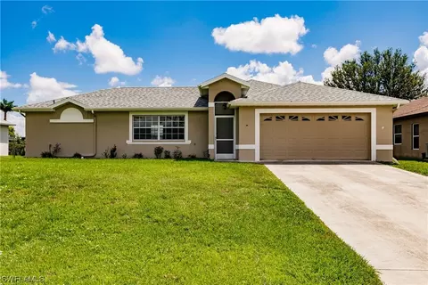 1411 SW 11th Ave, Cape Coral, FL 33991