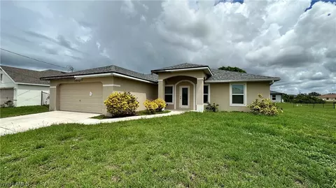 1713 NW 4th Ter, Cape Coral, FL 33993