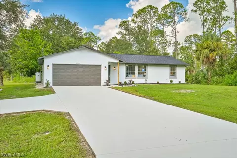 2315 Grant Ave, Alva, FL 33920