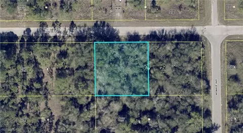 3704 E 11th St, Lehigh Acres, FL 33972