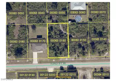 2710 53rd St W, Lehigh Acres, FL 33971