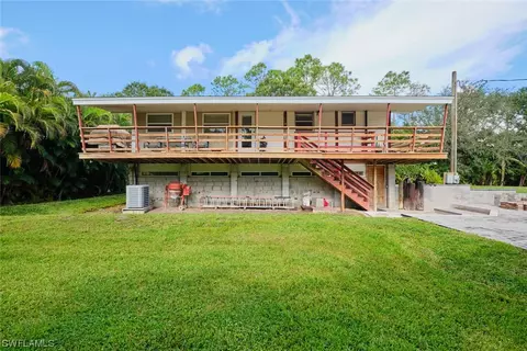 8340 Penzance Blvd, Fort Myers, FL 33912