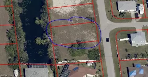 1630 NE 13th Pl, Cape Coral, FL 33909