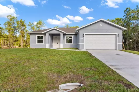 908 Cleveland Ave, Lehigh Acres, FL 33972