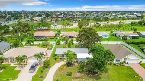 917 SE 25th Ln, Cape Coral, FL 33904
