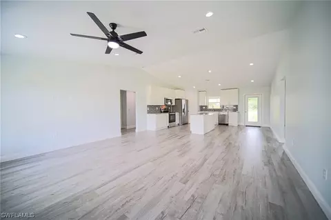 430 Akin Pl, Labelle, FL 33935 photo 9
