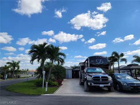 5593 Brightwood Dr, Fort Myers, FL 33905