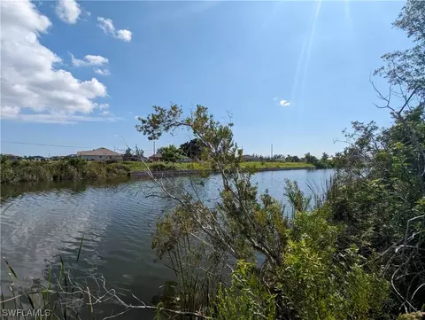 202 NE 20th St, Cape Coral, FL 33909