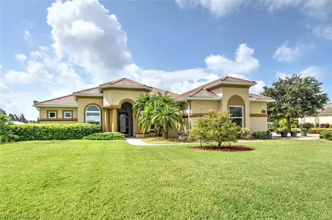 13930 Binghampton Dr, Fort Myers, FL 33905