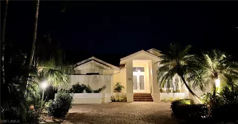 5571 Harborage Dr, Fort Myers, FL 33908