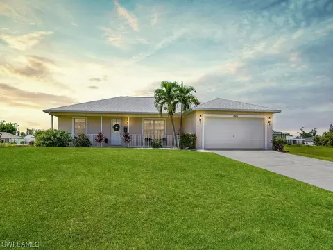 3606 NE 19th Pl, Cape Coral, FL 33909