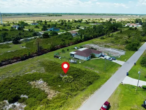 1034 Hatfield St, Lehigh Acres, FL 33974