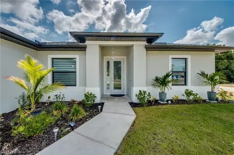 17353355 Dowling Dr, Fort Myers, FL 33967