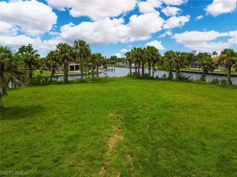13466 Caribbean Blvd, Fort Myers, FL 33905