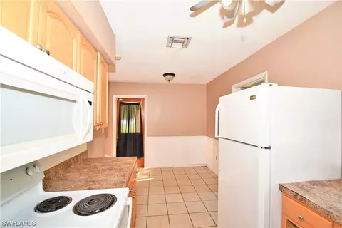 460 Mount Vernon Ct, Eustis, FL 32726 photo 8