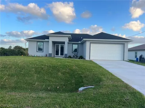 4702 Dora Ave S, Lehigh Acres, FL 33976