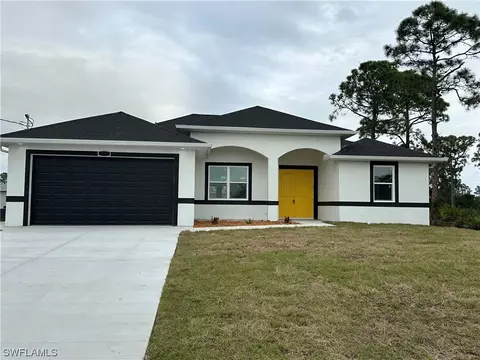 2904 65th St W, Lehigh Acres, FL 33971
