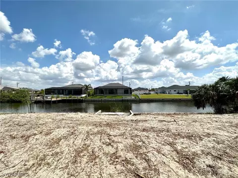 2703 SW 21st Ave, Cape Coral, FL 33914