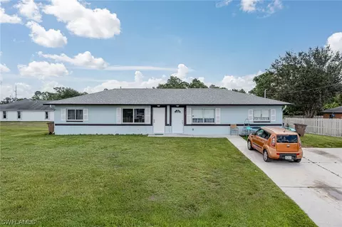 137139 Gordon Ave S, Lehigh Acres, FL 33973